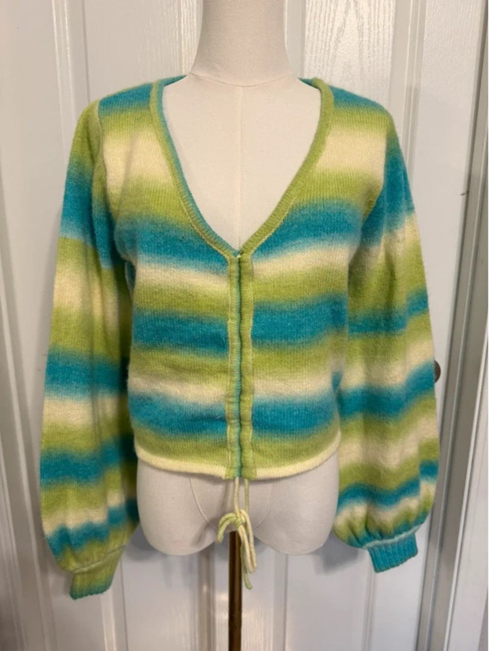 Princess Polly Y2K Cinch-Front V-Neck Cropped Sweater, Size S/M